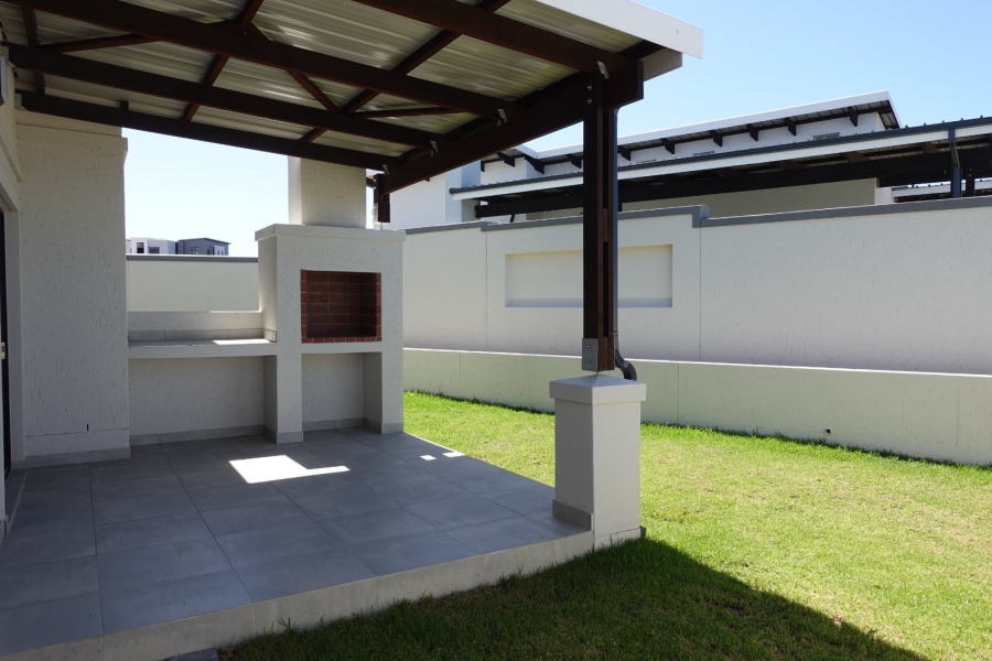 2 Bedroom Property for Sale in Eden Residential Estate Western Cape